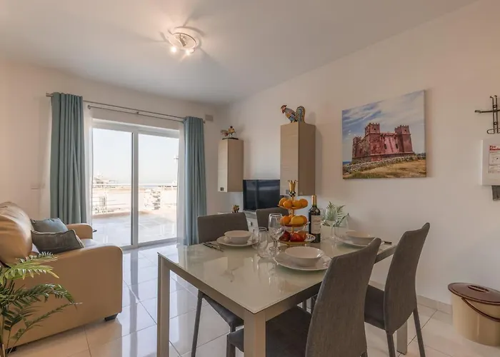 The Pinnacle Penthouse W Jacuzzi By Homely 公寓 梅利哈